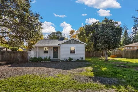 Exterior - 5236 Marconi Ave, Carmichael, CA 95608 photo 2 of 9