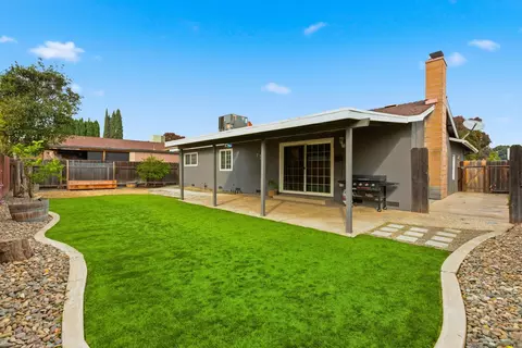Exterior - 1412 Silverado Dr, Modesto, CA 95356 photo 3 of 5