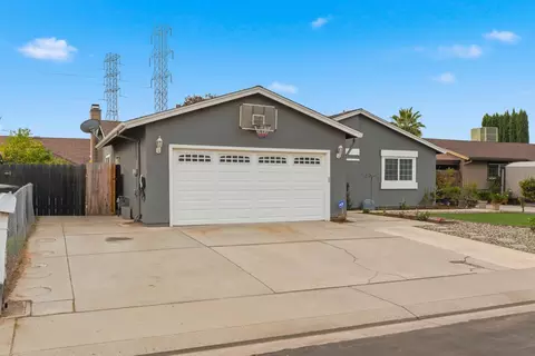 Exterior - 1412 Silverado Dr, Modesto, CA 95356 photo 5 of 5