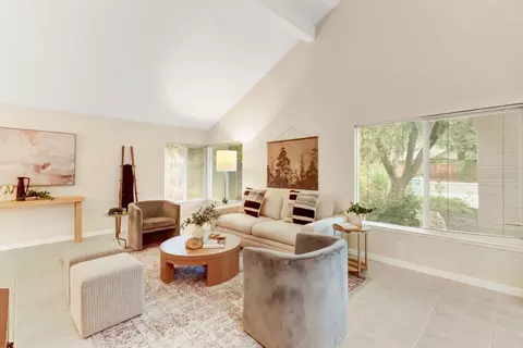 Living - 1761 Park Place Dr, Carmichael, CA 95608 photo 2 of 7