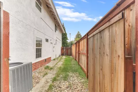 Exterior - 1761 Park Place Dr, Carmichael, CA 95608 photo 10 of 14