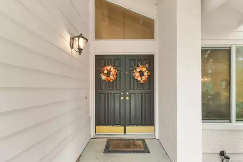 Entry Way - 1761 Park Place Dr, Carmichael, CA 95608 photo 1 of 5