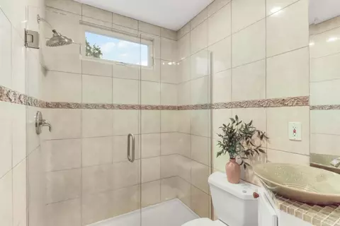 Bath - 1761 Park Place Dr, Carmichael, CA 95608 photo 1 of 8