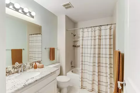 Bath - 1761 Park Place Dr, Carmichael, CA 95608 photo 8 of 8