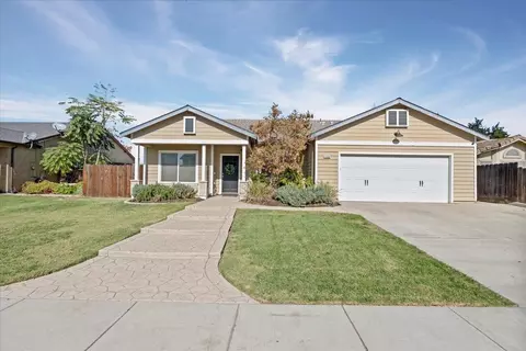 Exterior - 1725 Stonum Rd, Modesto, CA 95351 photo 3 of 9