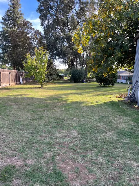 Exterior - 177 Higgins Ave, Gridley, CA 95948 photo 13 of 24