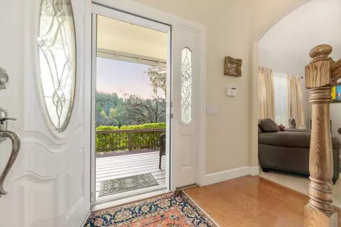 Entry Way - 20114 Tiger Tail Rd, Grass Valley, CA 95949 photo 1 of 10