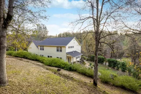 Exterior - 20114 Tiger Tail Rd, Grass Valley, CA 95949 photo 13 of 27