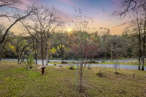 Exterior - 20114 Tiger Tail Rd, Grass Valley, CA 95949 photo 21 of 27