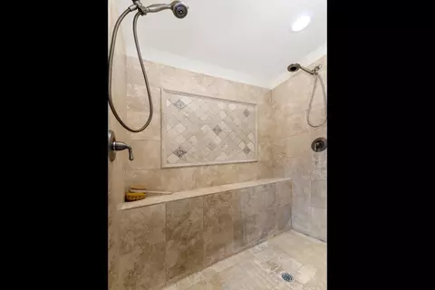 Bath - 20114 Tiger Tail Rd, Grass Valley, CA 95949 photo 6 of 7