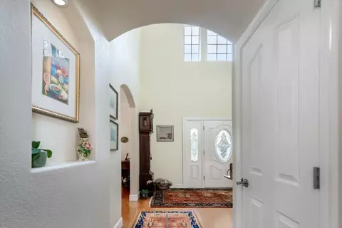 Entry Way - 20114 Tiger Tail Rd, Grass Valley, CA 95949 photo 6 of 10
