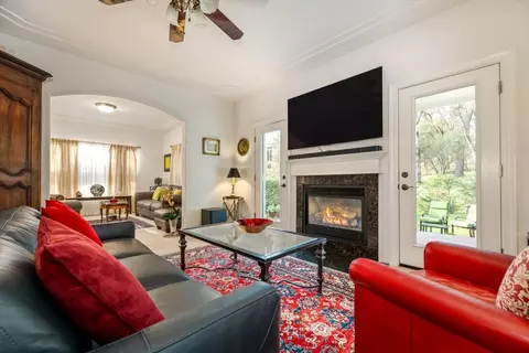 Living - 20114 Tiger Tail Rd, Grass Valley, CA 95949 photo 5 of 8