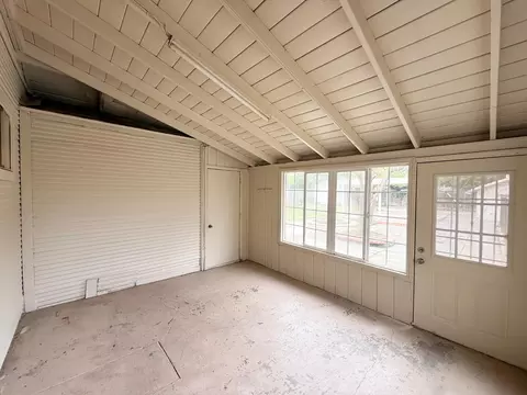 Exterior - 301 S 3rd St, Patterson, CA 95363 photo 4 of 9
