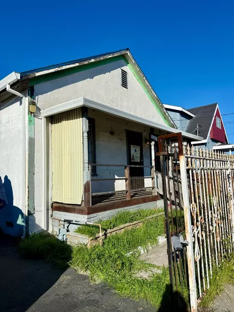 Exterior - 641 9th St, Richmond, CA 94801 photo 2 of 2