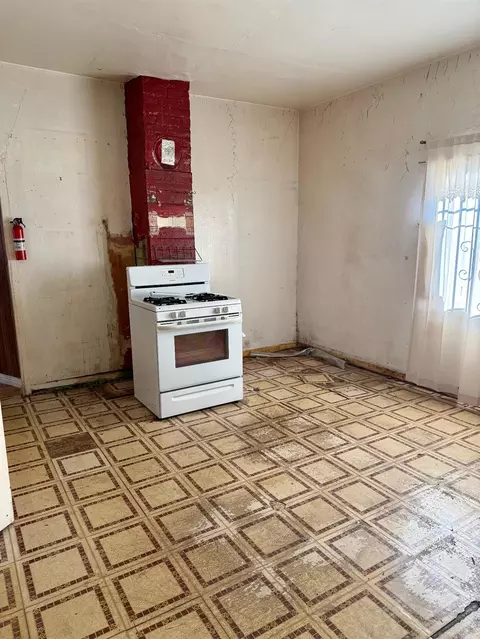 Kitchen - 641 9th St, Richmond, CA 94801 photo 2 of 2