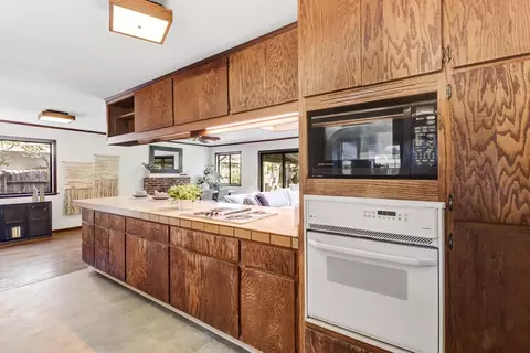 Kitchen - 1302 Oak Ave, Davis, CA 95616 photo 2 of 7