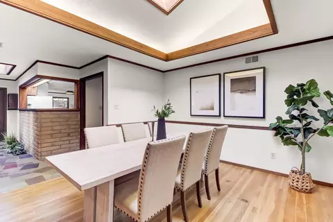 Dining - 1302 Oak Ave, Davis, CA 95616 photo 2 of 7
