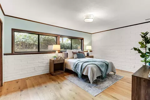 Bedroom - 1302 Oak Ave, Davis, CA 95616 photo 5 of 9