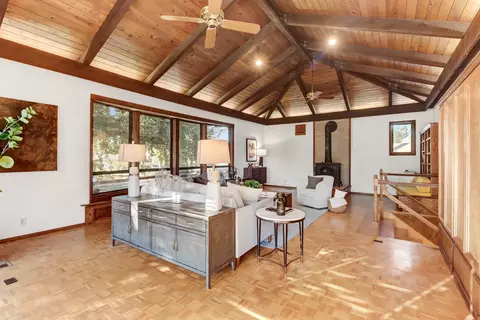 Living - 1302 Oak Ave, Davis, CA 95616 photo 4 of 6