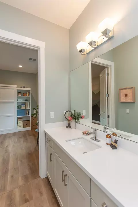 2754 Millstream Ln, Turlock, CA 95382 photo 51