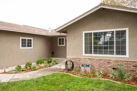 Exterior - 404 Trask Ln, Modesto, CA 95354 photo 2 of 6