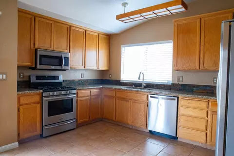 1528 Citrus Dr, Modesto, CA 95350 photo 10