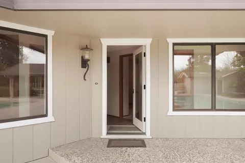 Entry Way - 22022 S 99 Frontage Rd, Ripon, CA 95366 photo 1 of 3