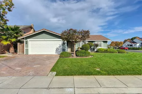 699 Nancy Dr, Ripon, CA 95366 photo 1