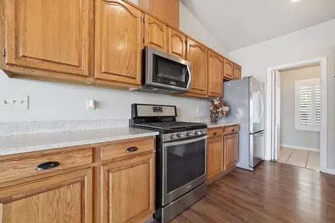 Kitchen - 10370 Spunn Rd, Jackson, CA 95642 photo 8 of 13