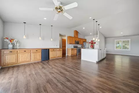 Living - 10370 Spunn Rd, Jackson, CA 95642 photo 7 of 7