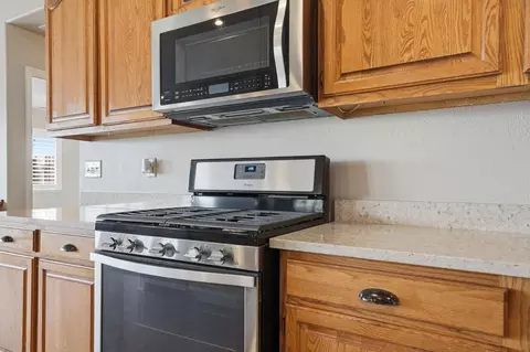 Kitchen - 10370 Spunn Rd, Jackson, CA 95642 photo 11 of 13