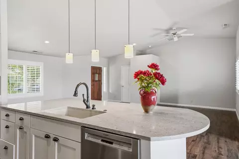 Kitchen - 10370 Spunn Rd, Jackson, CA 95642 photo 9 of 13