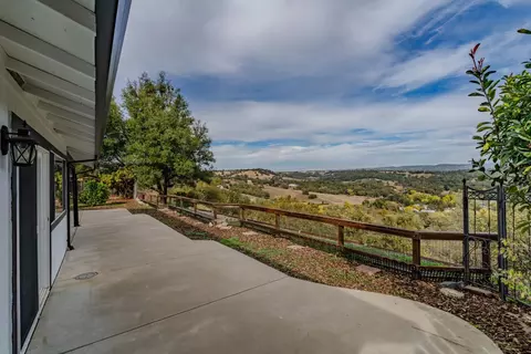 Exterior - 10370 Spunn Rd, Jackson, CA 95642 photo 9 of 22