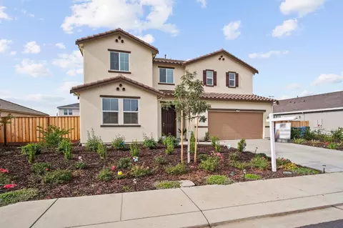 471 Villa Ticino Dr, Manteca, CA 95337 photo 4