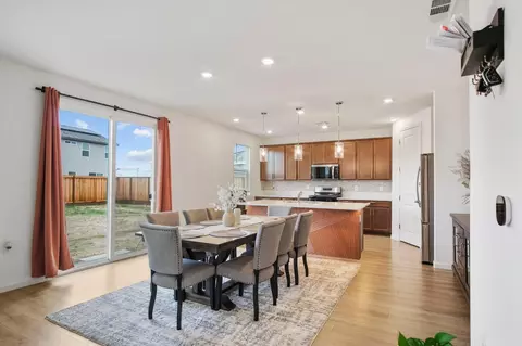 471 Villa Ticino Dr, Manteca, CA 95337 photo 9
