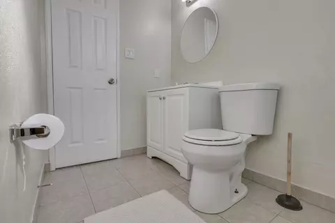 16039 Cambridge, Lathrop, CA 95330 photo 25