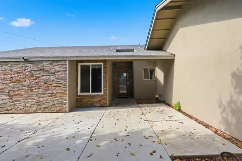 2805 Keller St, Modesto, CA 95355 photo 4