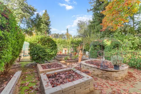 Exterior - 1892 Claremont Rd, Carmichael, CA 95608 photo 18 of 33