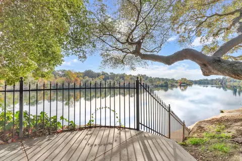 View/Area - 1892 Claremont Rd, Carmichael, CA 95608 photo 4 of 5