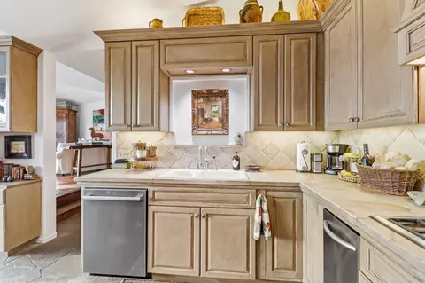 Kitchen - 1892 Claremont Rd, Carmichael, CA 95608 photo 6 of 7