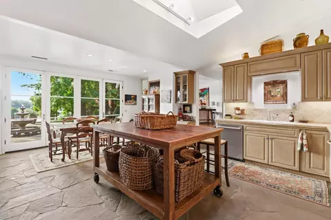Kitchen - 1892 Claremont Rd, Carmichael, CA 95608 photo 4 of 7