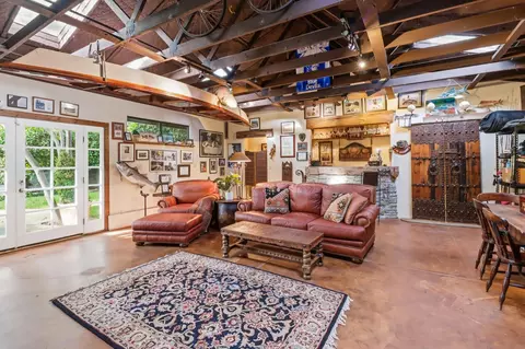 Living - 1892 Claremont Rd, Carmichael, CA 95608 photo 7 of 7