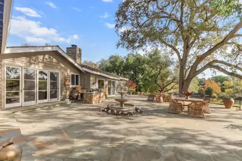 Exterior - 1892 Claremont Rd, Carmichael, CA 95608 photo 11 of 33