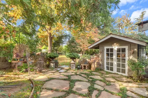 Exterior - 1892 Claremont Rd, Carmichael, CA 95608 photo 27 of 33