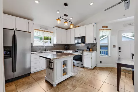 3844 Circle Dr, Loomis, CA 95650 photo 1