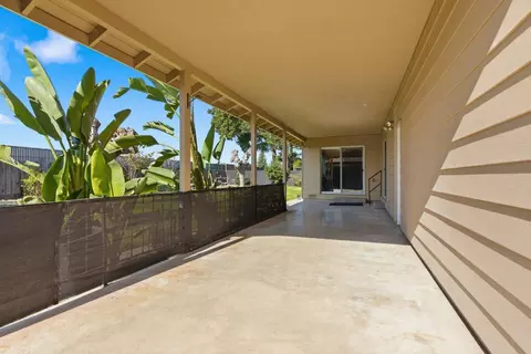 Exterior - 2801 Warwick Ln, Modesto, CA 95350 photo 6 of 11