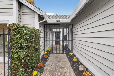 1005 Harrington Way, Carmichael, CA 95608 photo 1