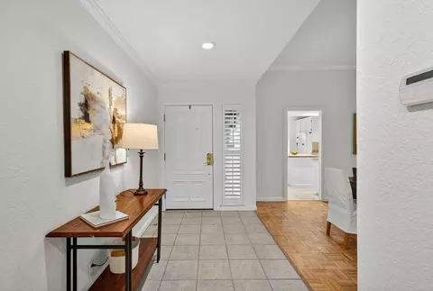 Entry Way - 1005 Harrington Way, Carmichael, CA 95608 photo 2 of 4