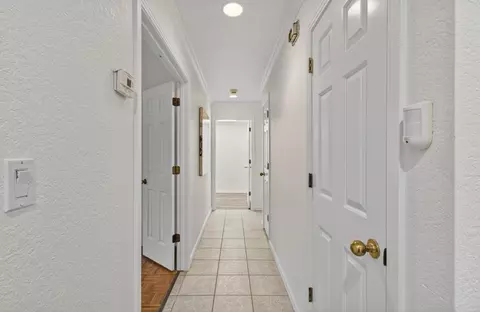 Entry Way - 1005 Harrington Way, Carmichael, CA 95608 photo 3 of 4