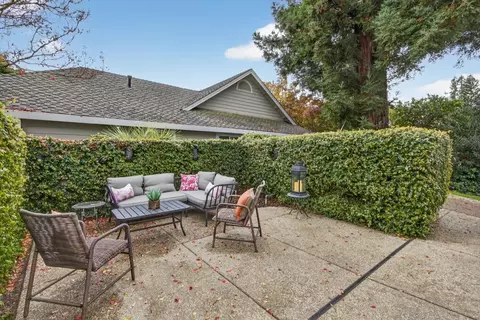 Exterior - 1005 Harrington Way, Carmichael, CA 95608 photo 3 of 10